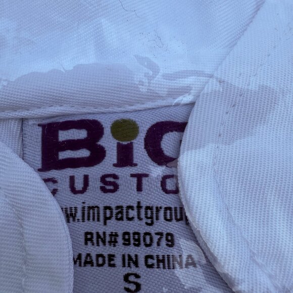 Chef Coat  NIP Short Sleeve Classic 10 Button White Lot of 2 Small - Picture 5 of 6